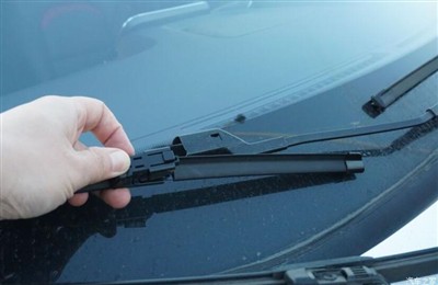 How much should replace windscreen wipers cost? – Knowledge